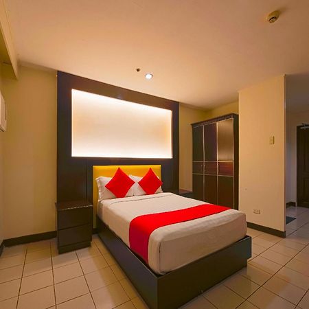 Oyo 115 Northridge Mansions Cidade Quezon Exterior foto