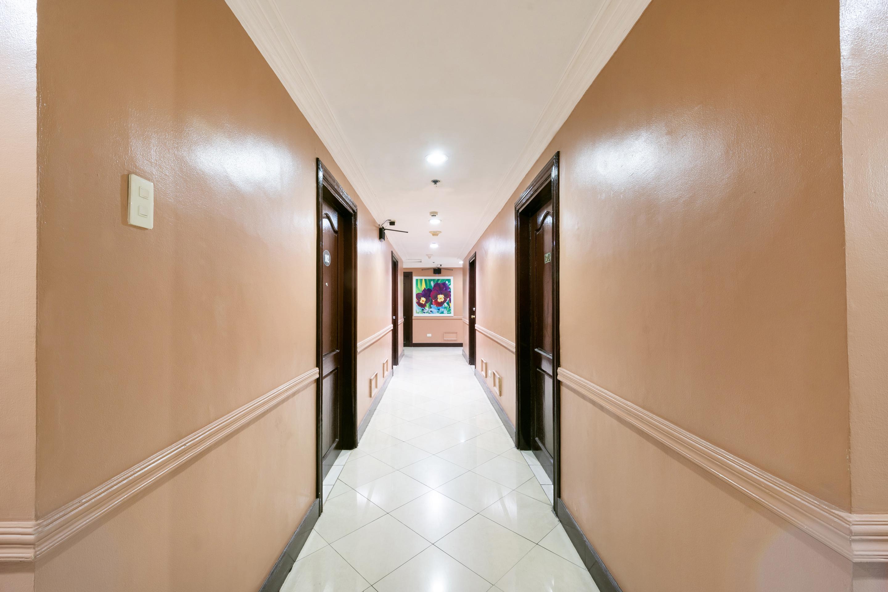 Oyo 115 Northridge Mansions Cidade Quezon Exterior foto