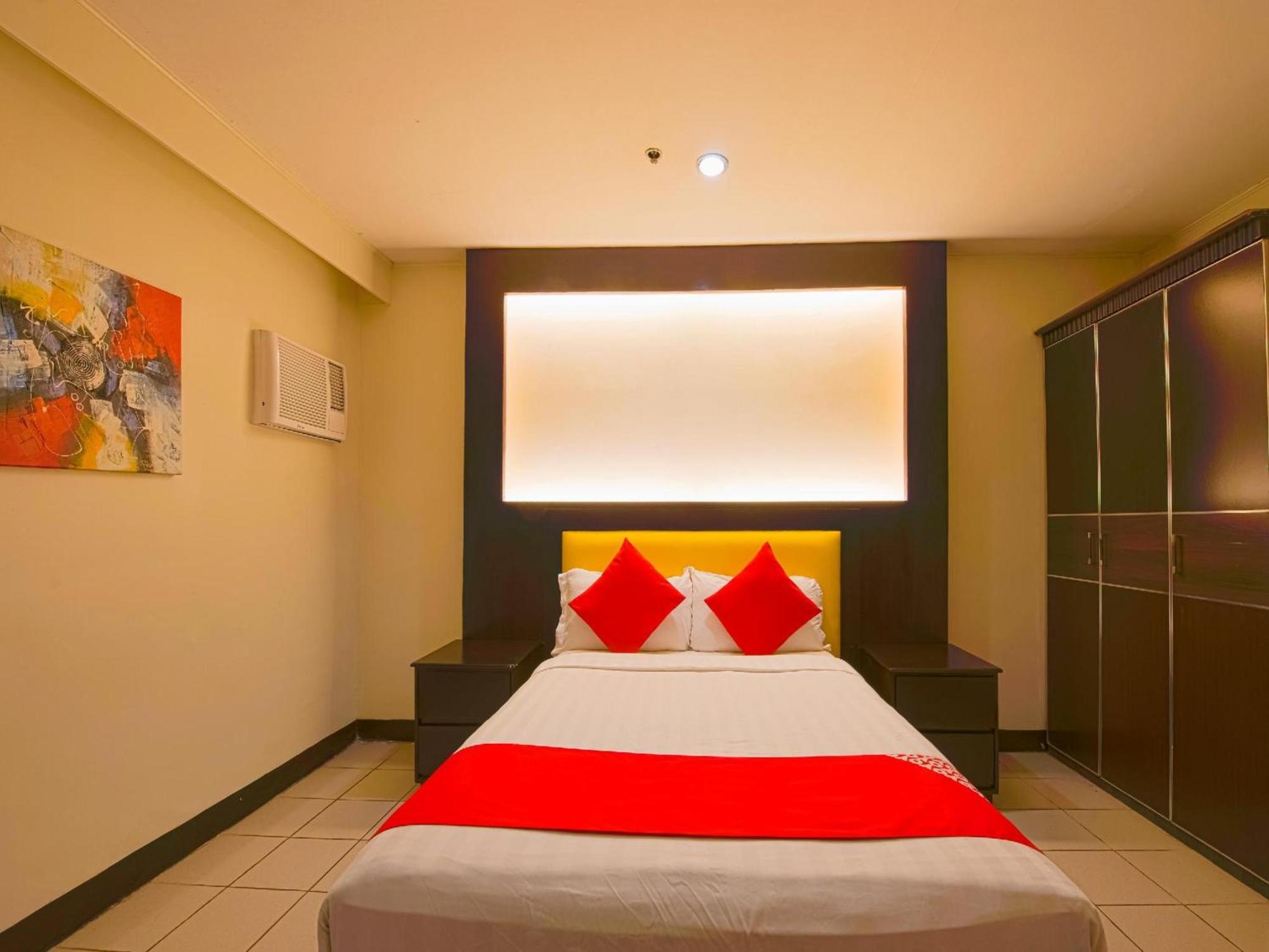 Oyo 115 Northridge Mansions Cidade Quezon Exterior foto