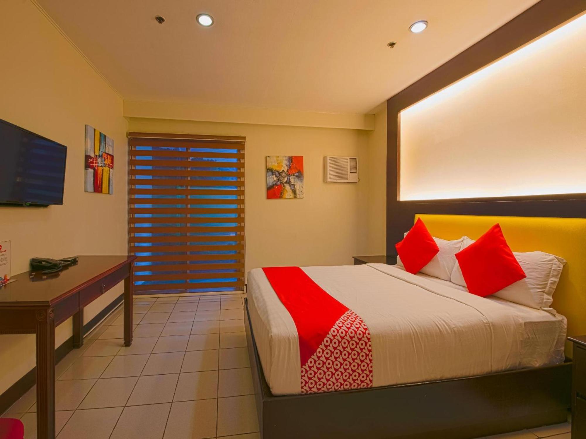 Oyo 115 Northridge Mansions Cidade Quezon Exterior foto