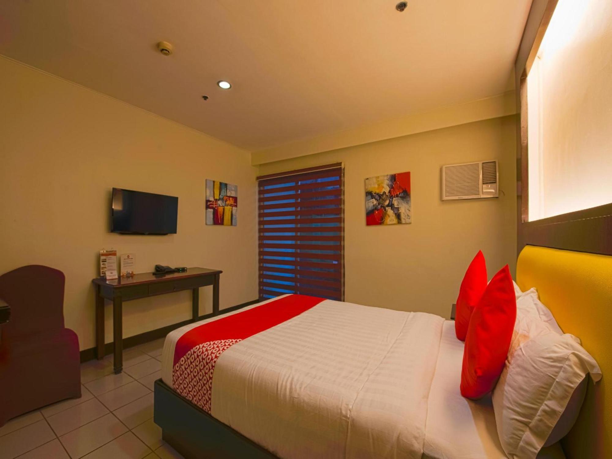 Oyo 115 Northridge Mansions Cidade Quezon Exterior foto