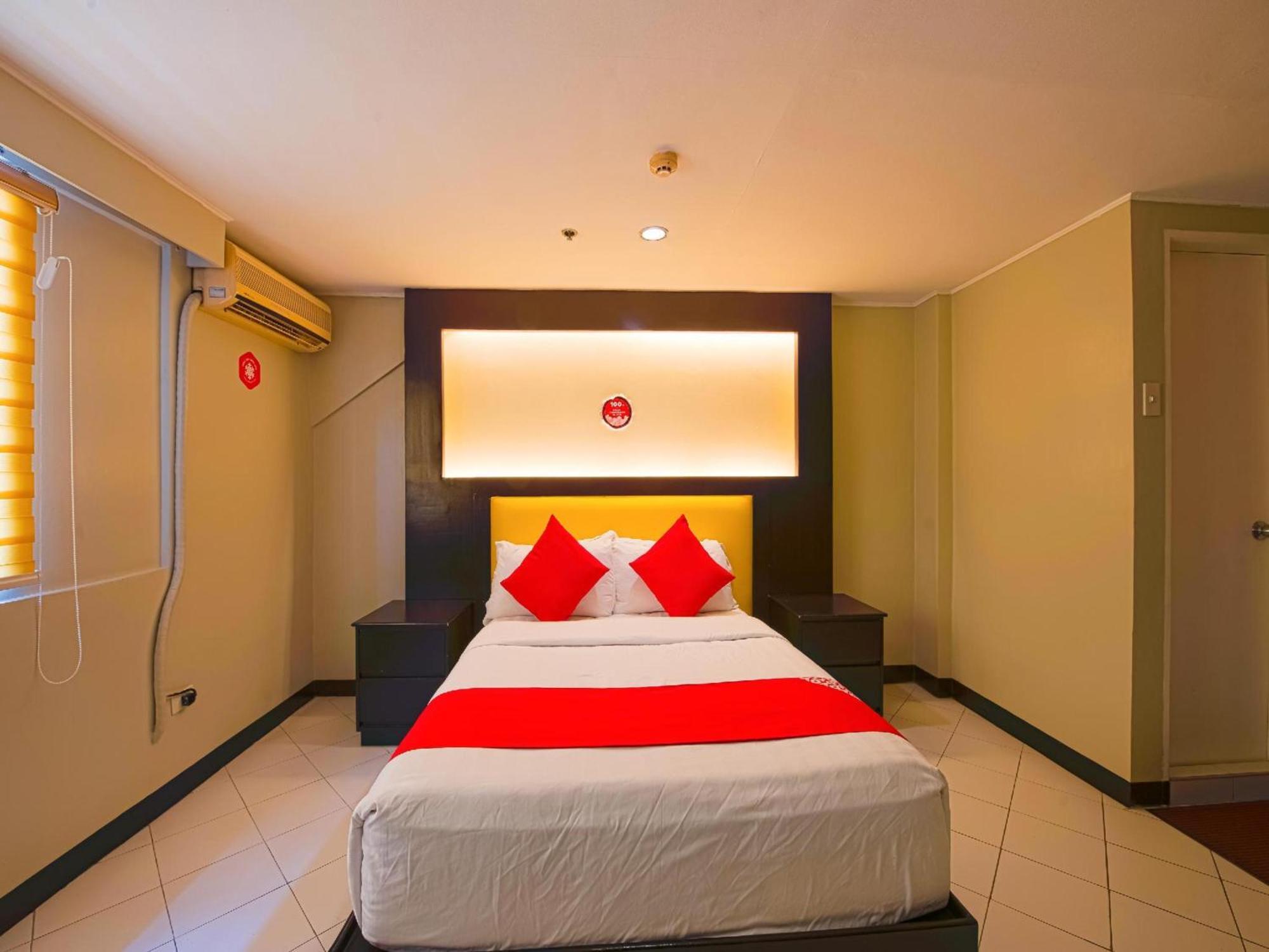 Oyo 115 Northridge Mansions Cidade Quezon Exterior foto